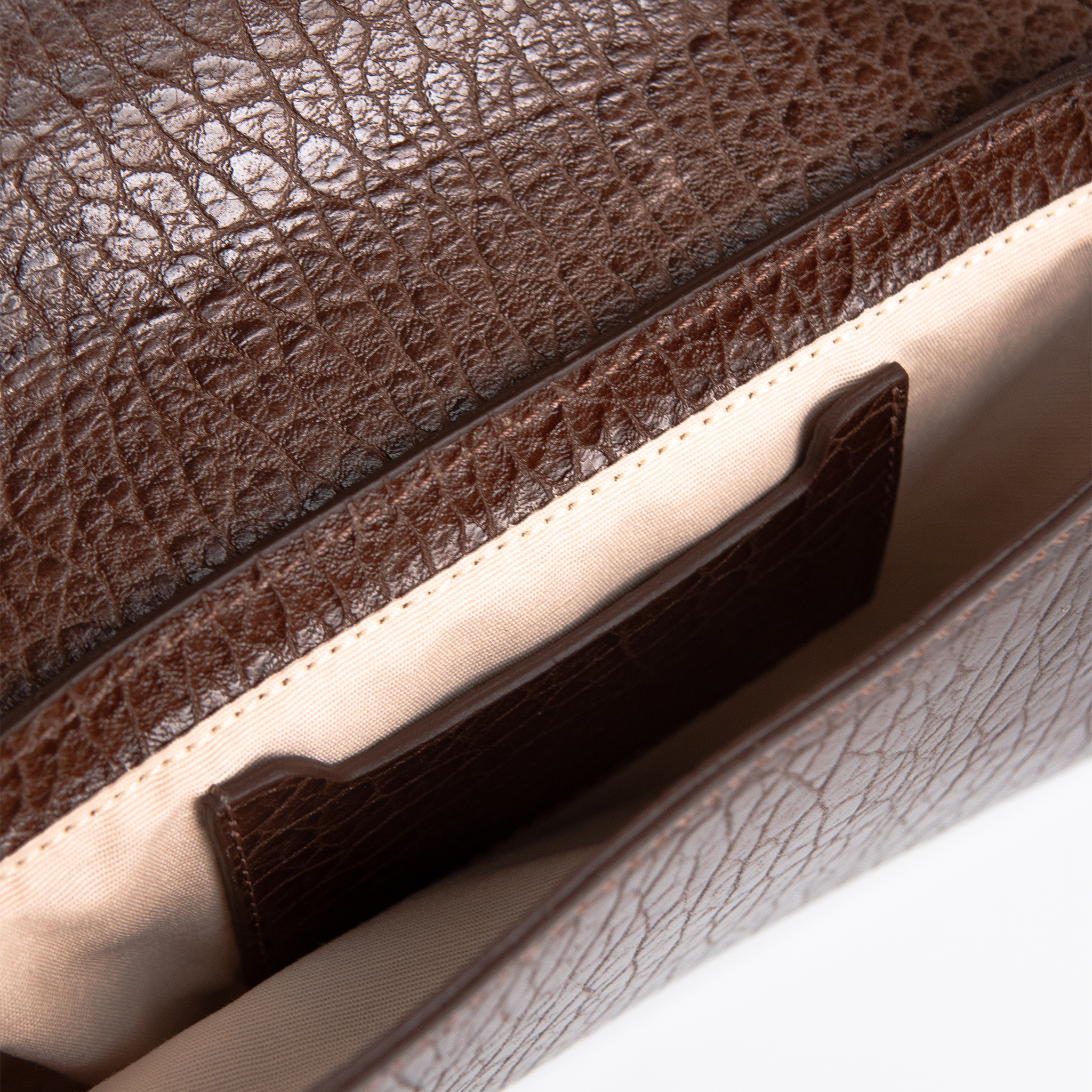 Bolsa Giovana em Croco Marrom WOOW