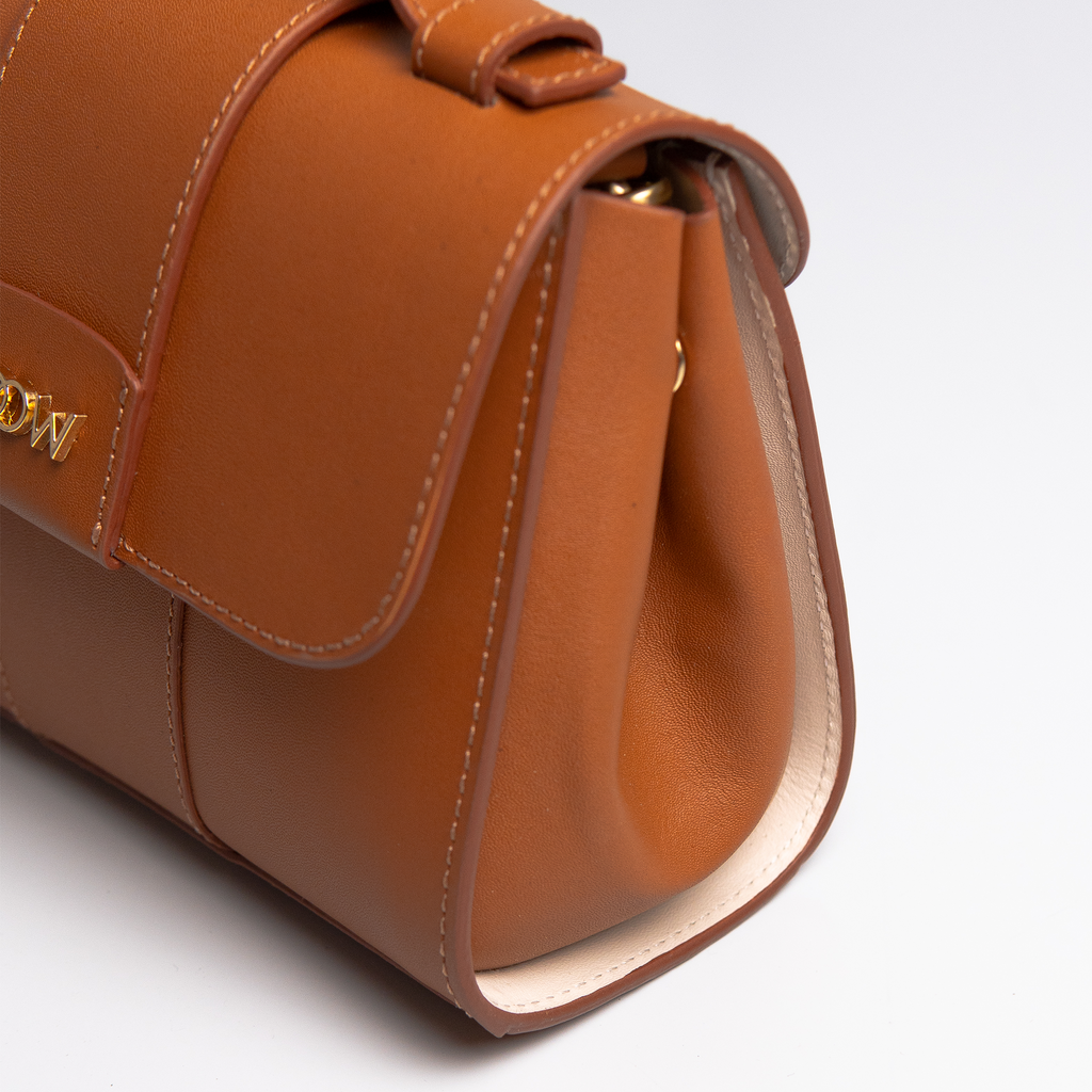 Bolsa Mini Aurora couro caramelo WOOW
