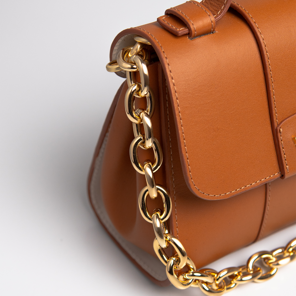 Bolsa Mini Aurora couro caramelo WOOW