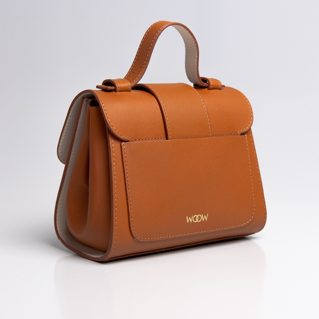 Bolsa Mini Aurora couro caramelo WOOW