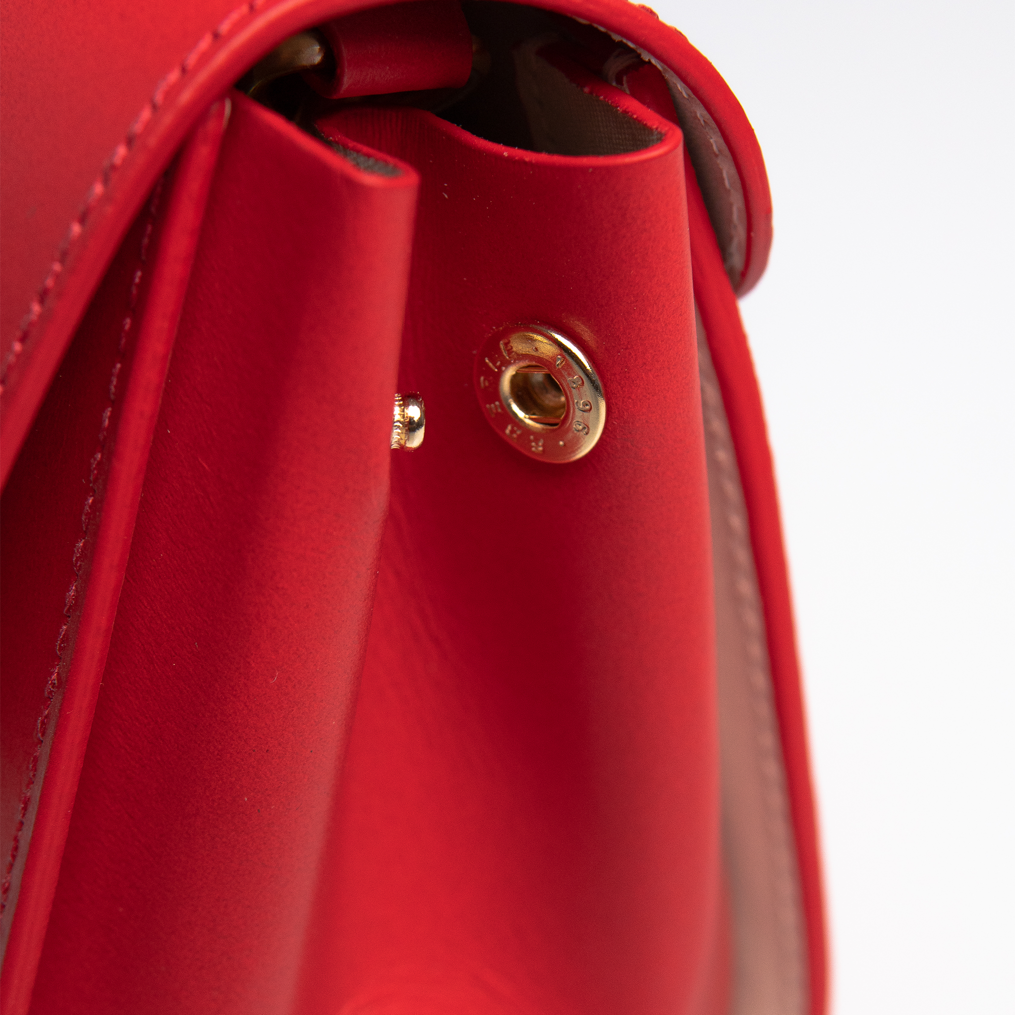 Bolsa Mini Aurora couro gloss WOOW