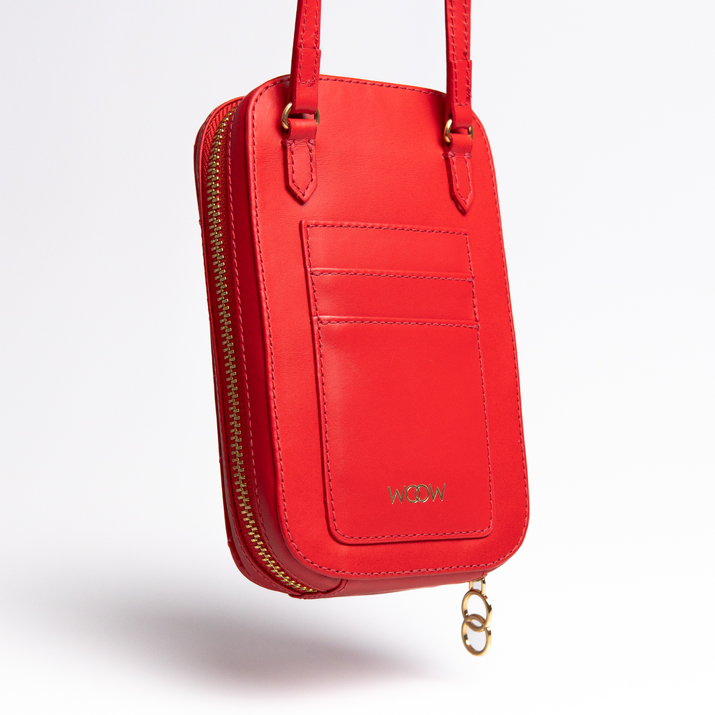 Bolsa porta celular Stella couro gloss WOOW