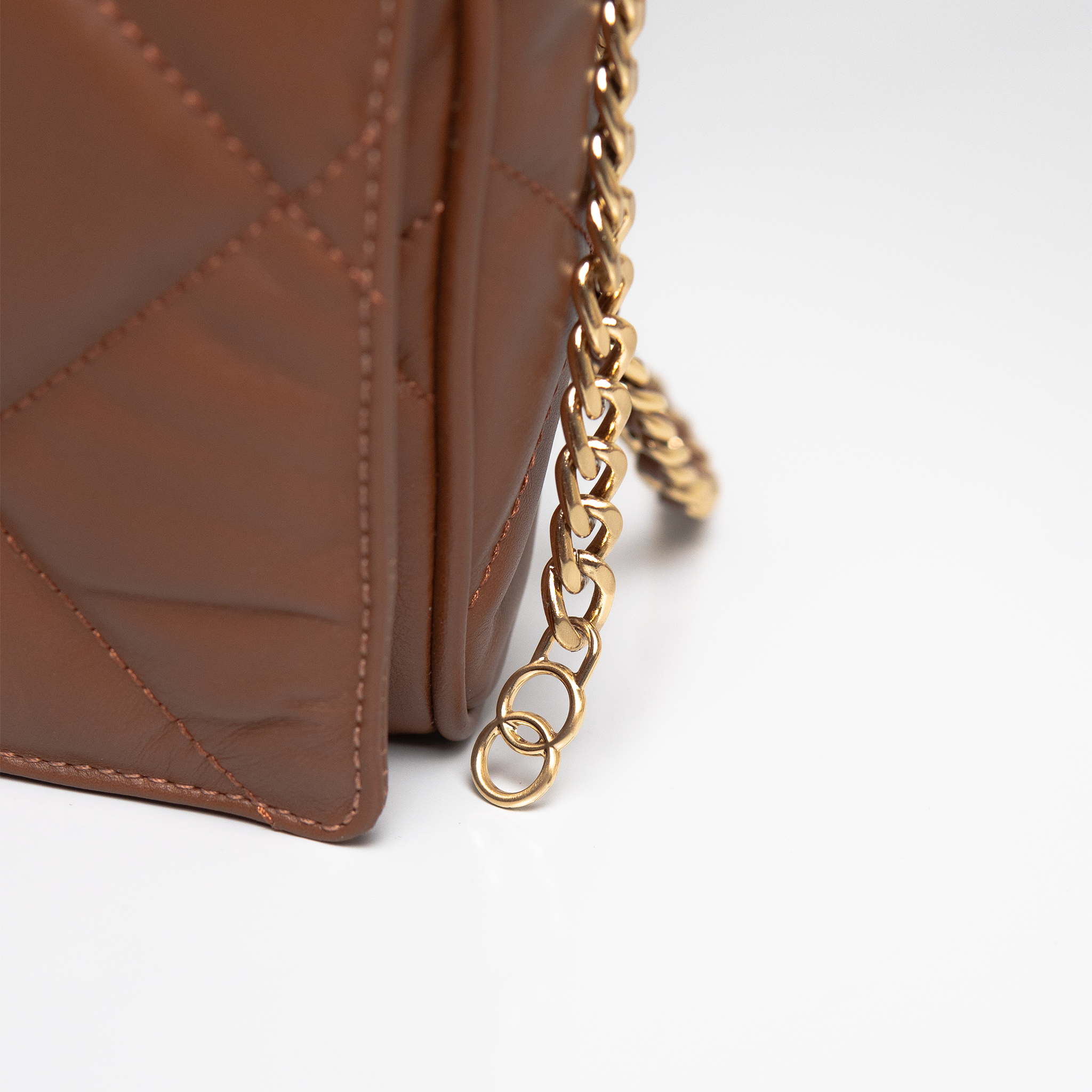 Bolsa Serena em Napa Gaja Café WOOW