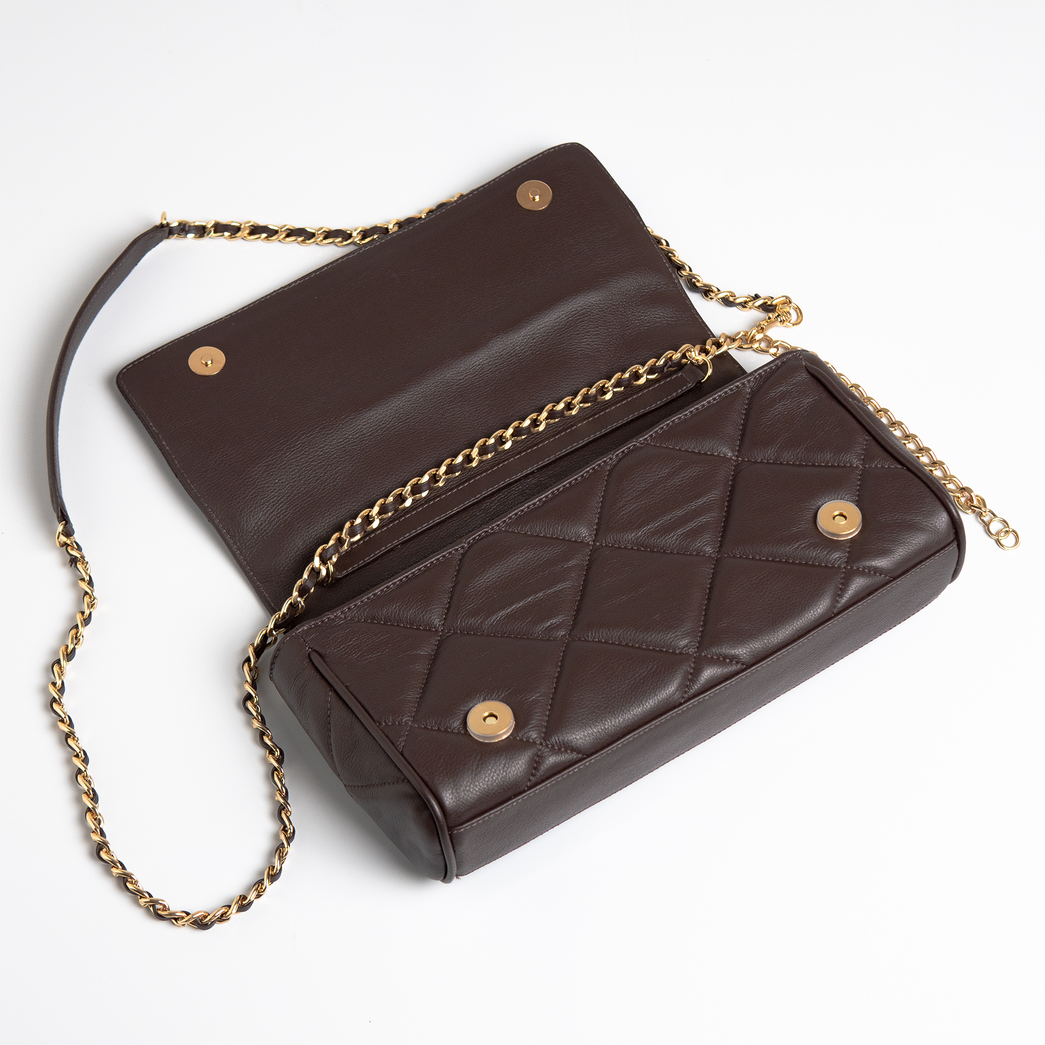 Bolsa Serena em Napa Gaja Off Preta WOOW