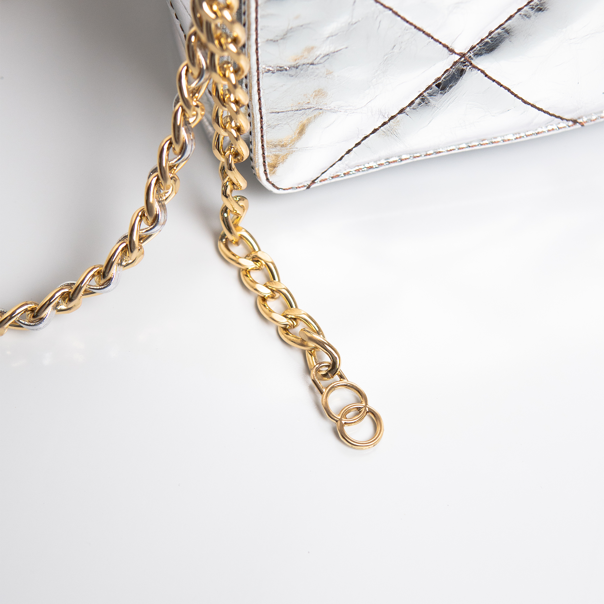 Bolsa Serena em Old Spechio Silver WOOW