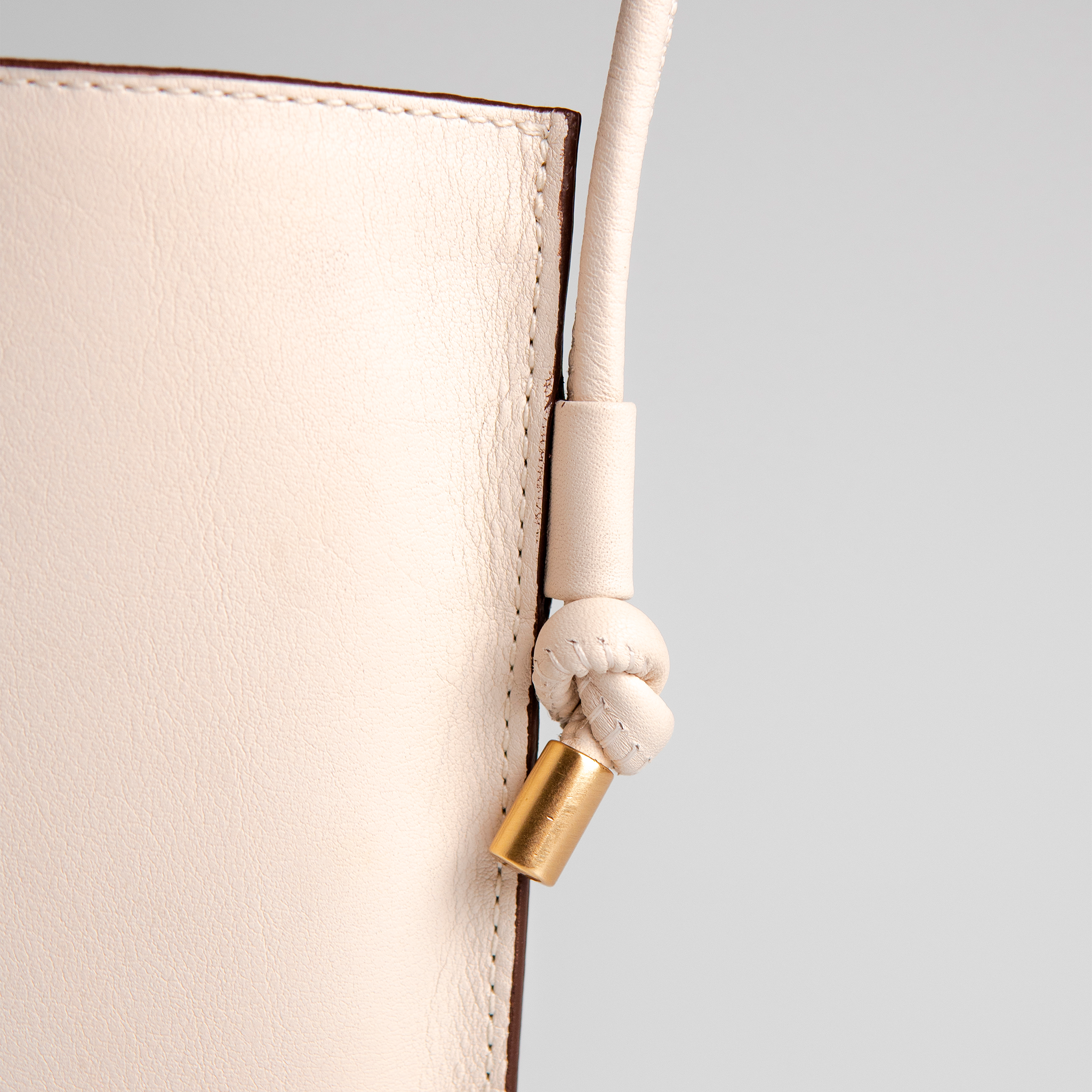 Marina Off White WOOW