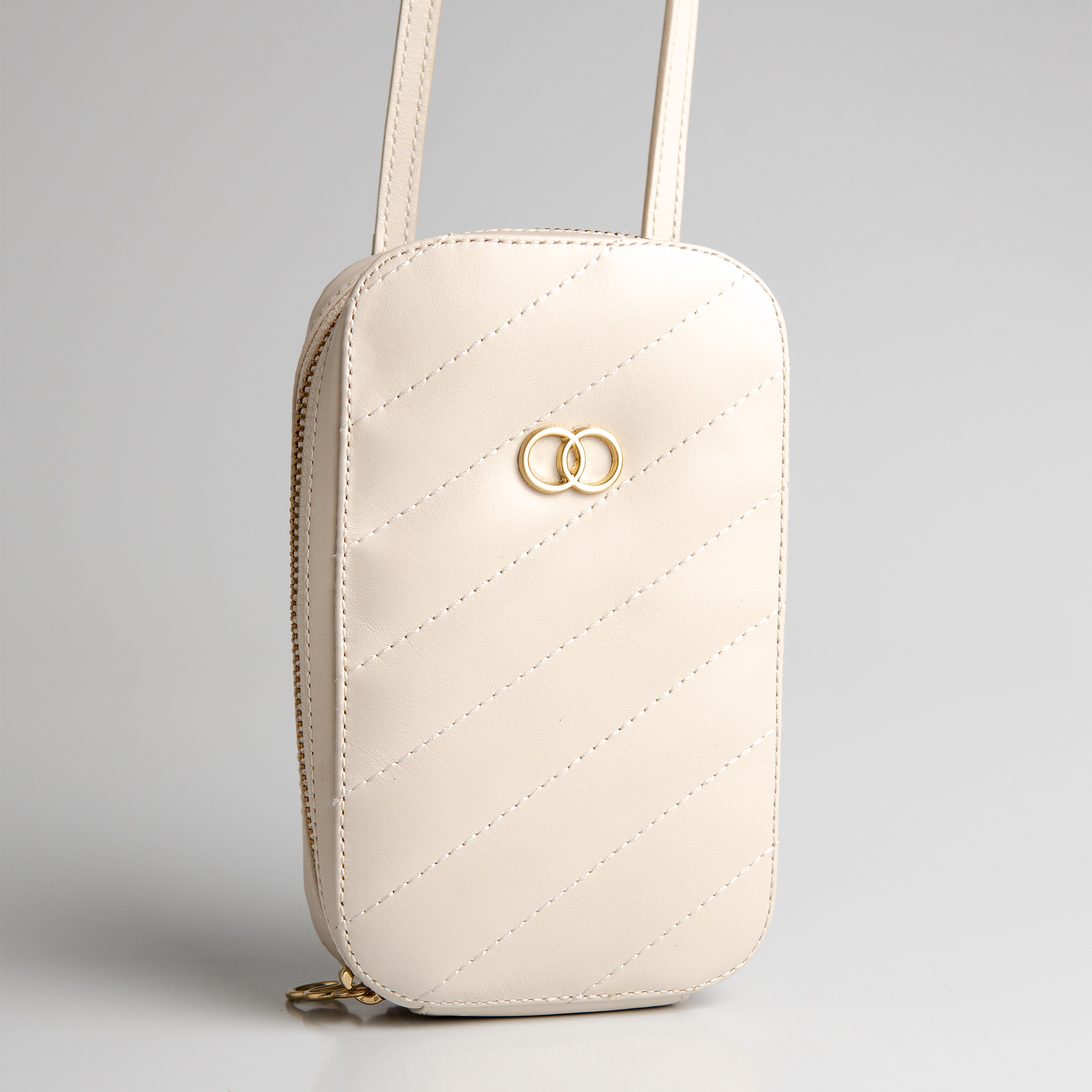 Stella Off White WOOW