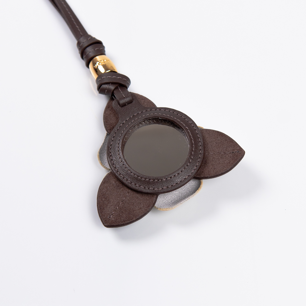 Chaveiro Flor Liz com Espelho Preto/Off White WOOW