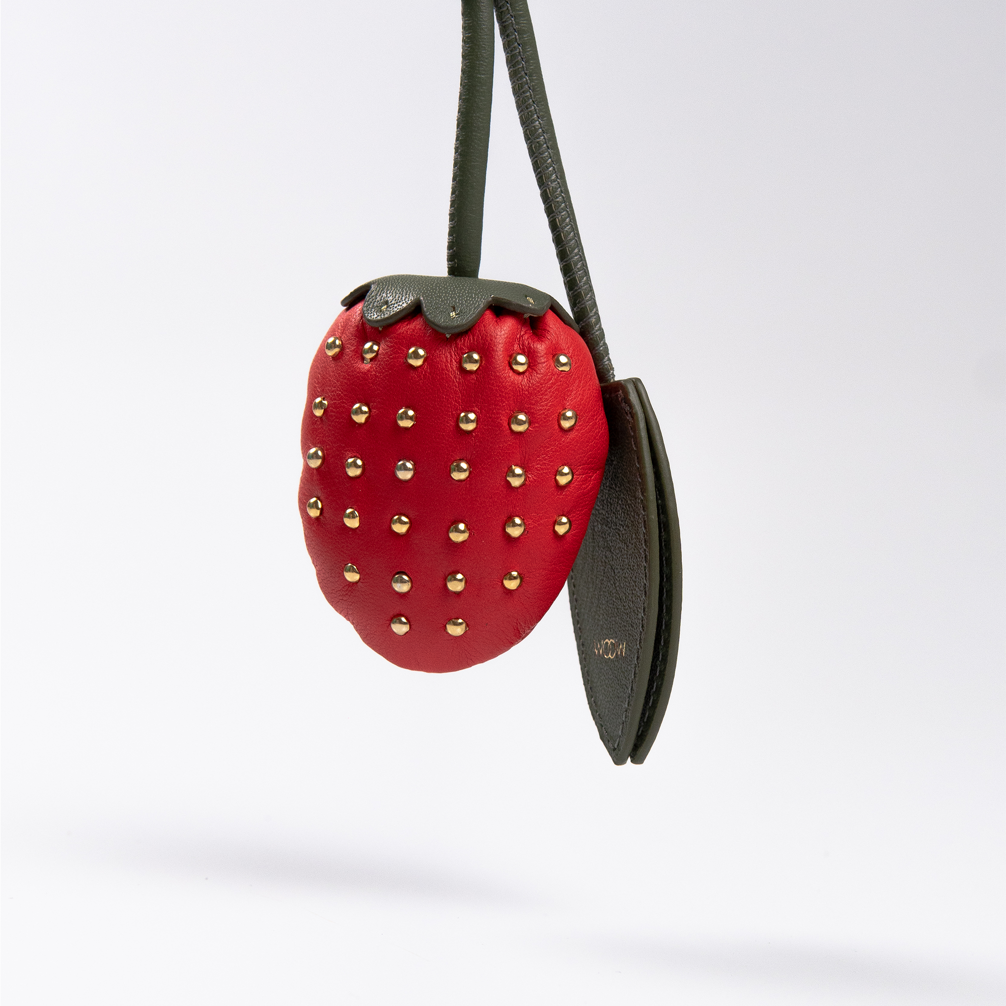 Chaveiro Manu Morango Cravejado WOOW