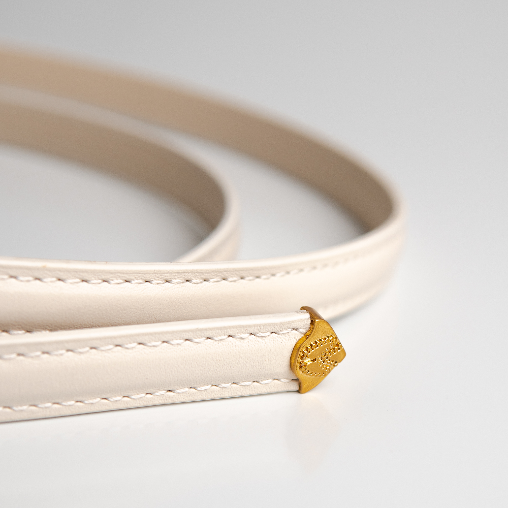 Cinto Vitoria Off White WOOW