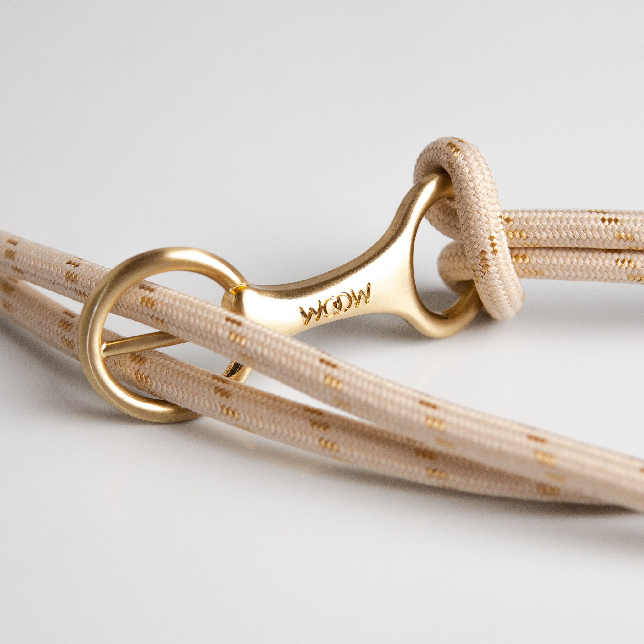 Cinto Betânia White/Dourado WOOW