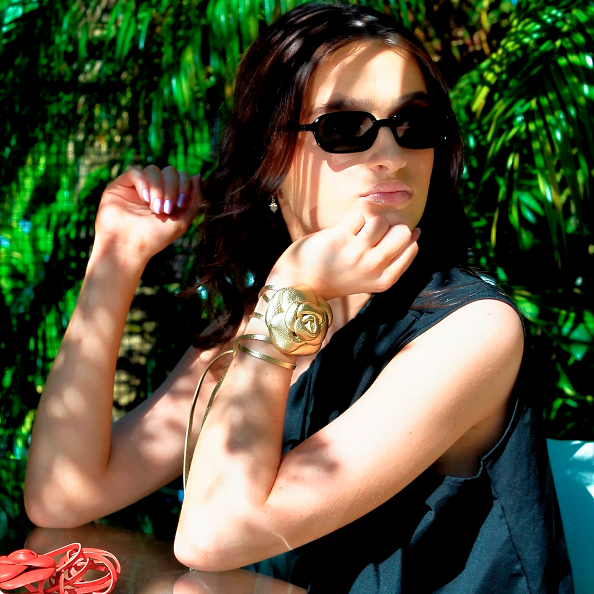 Flor Confidence em Couro WOOW