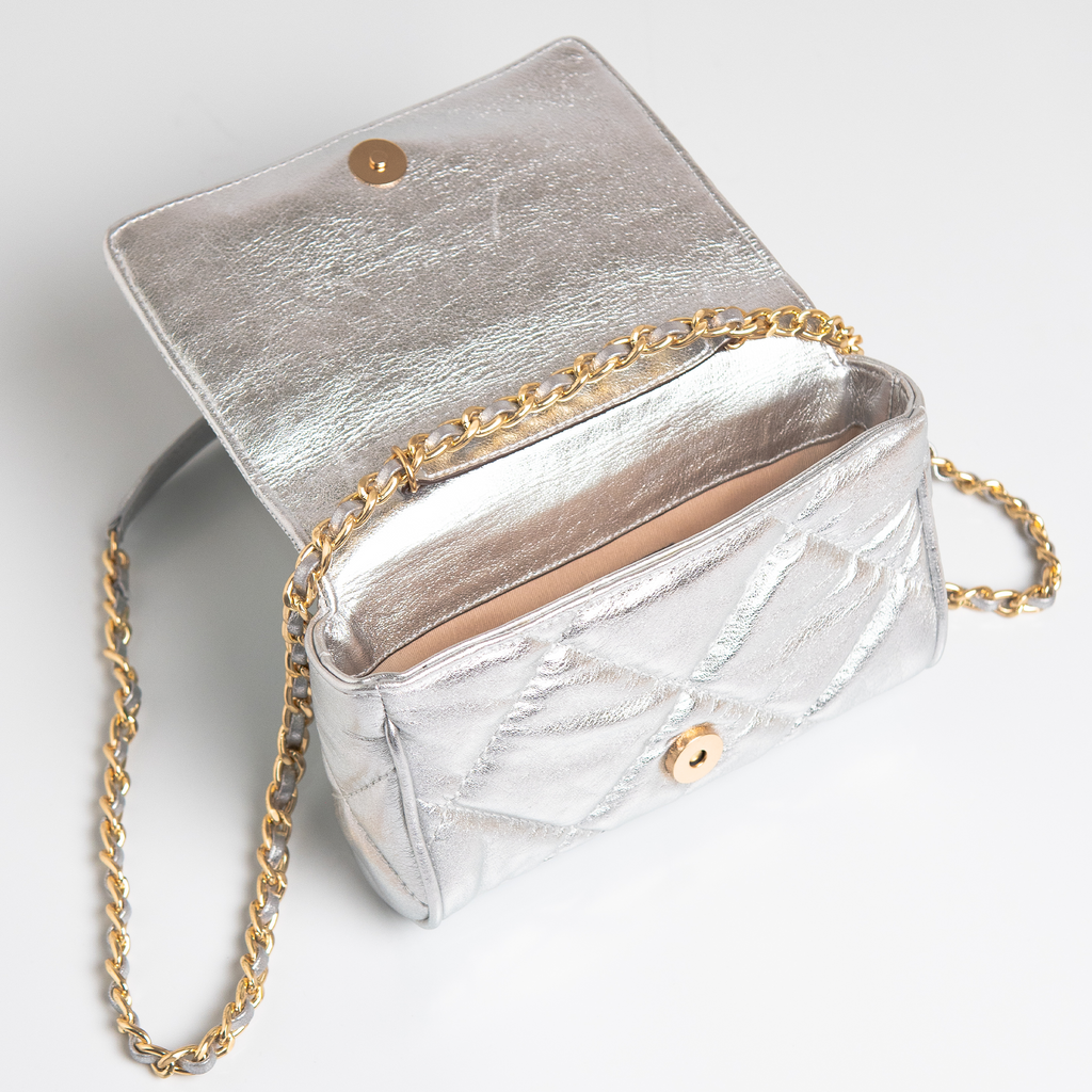 Bolsa Mini Bella Serena Matelassê Couro Silver WOOW