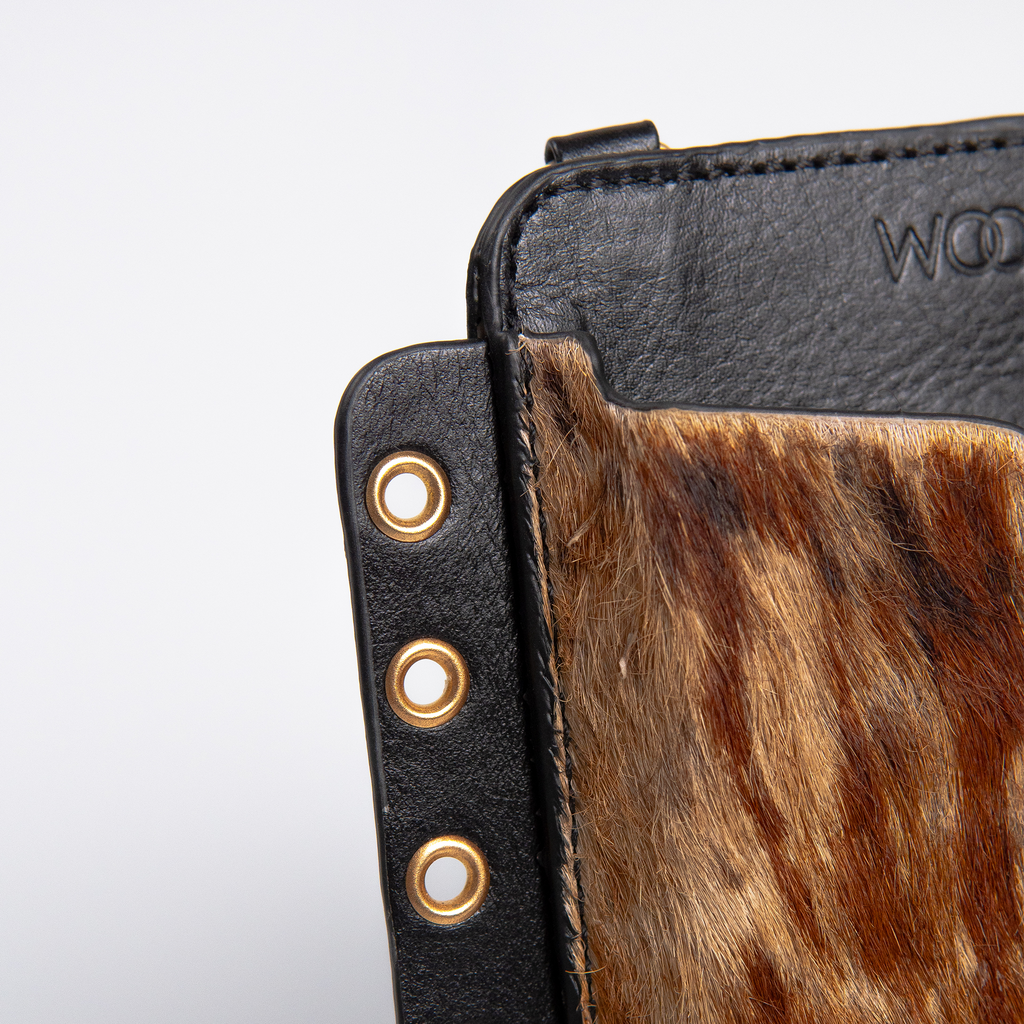 Bolsa Porta Celular Ina com Ilhós